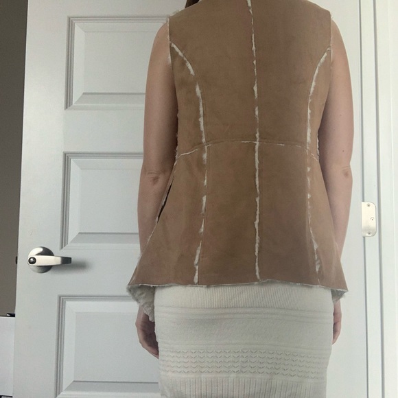 Faux Fur Suede Vest - Picture 2 of 2